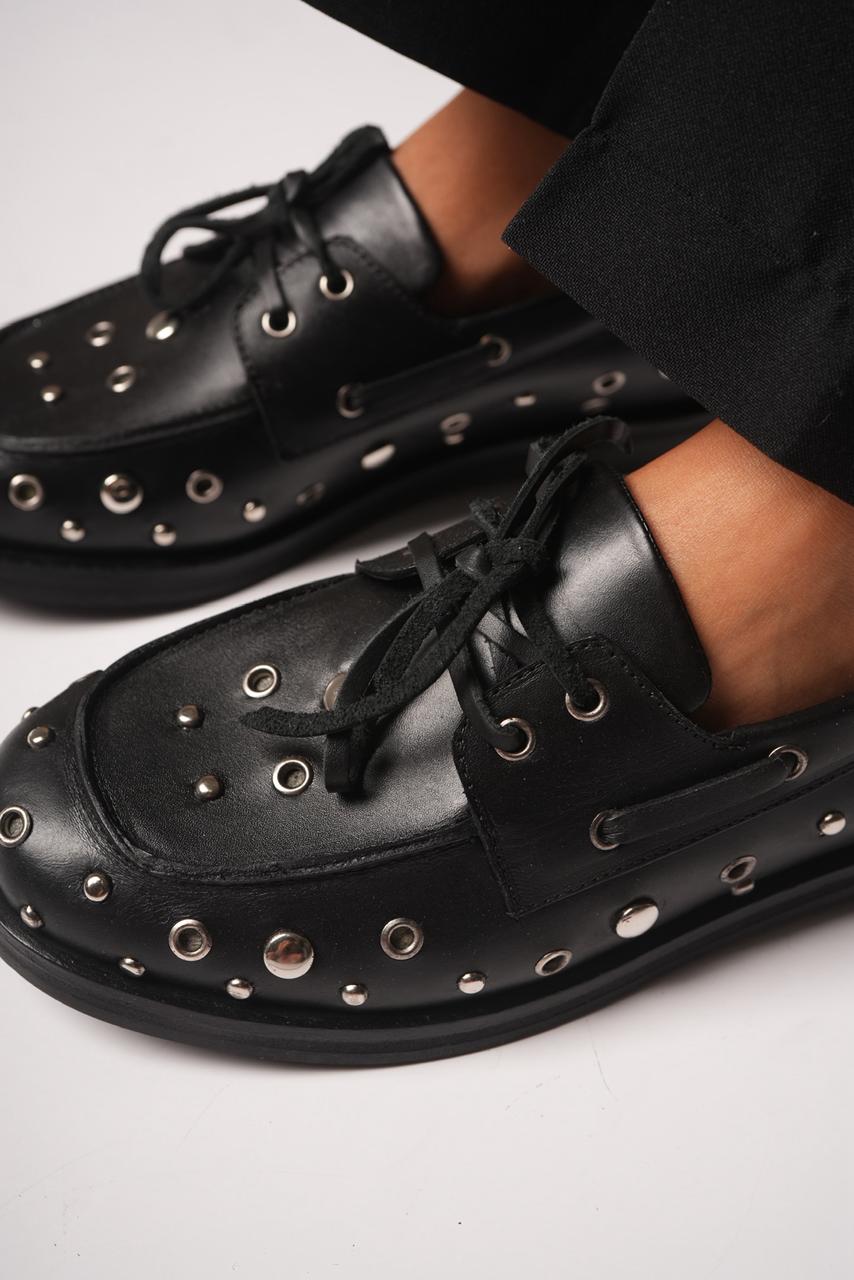 MOCASINES THEA • Color Negro y Chocolate Women - Zapatos para Mujer MOCASINES THEA • Color Negro y Chocolate - Image 3