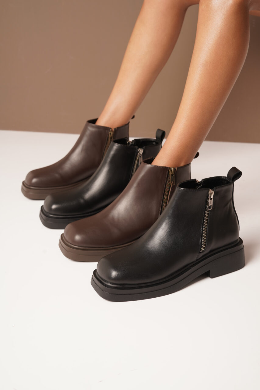 BORCEGOS PRADA • Color Negro Marron Women - Zapatos para Mujer BORCEGOS PRADA • Color Negro Marron - Image 2
